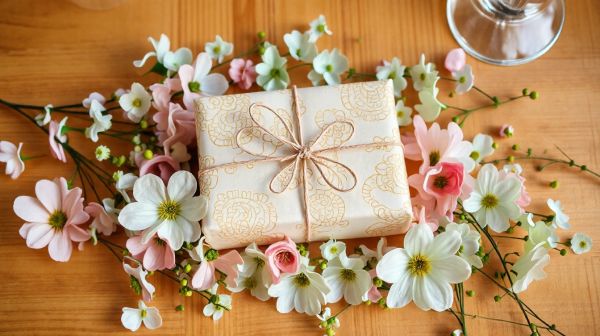 5 idées de cadeaux personnalisés pour exprimer votre gratitude